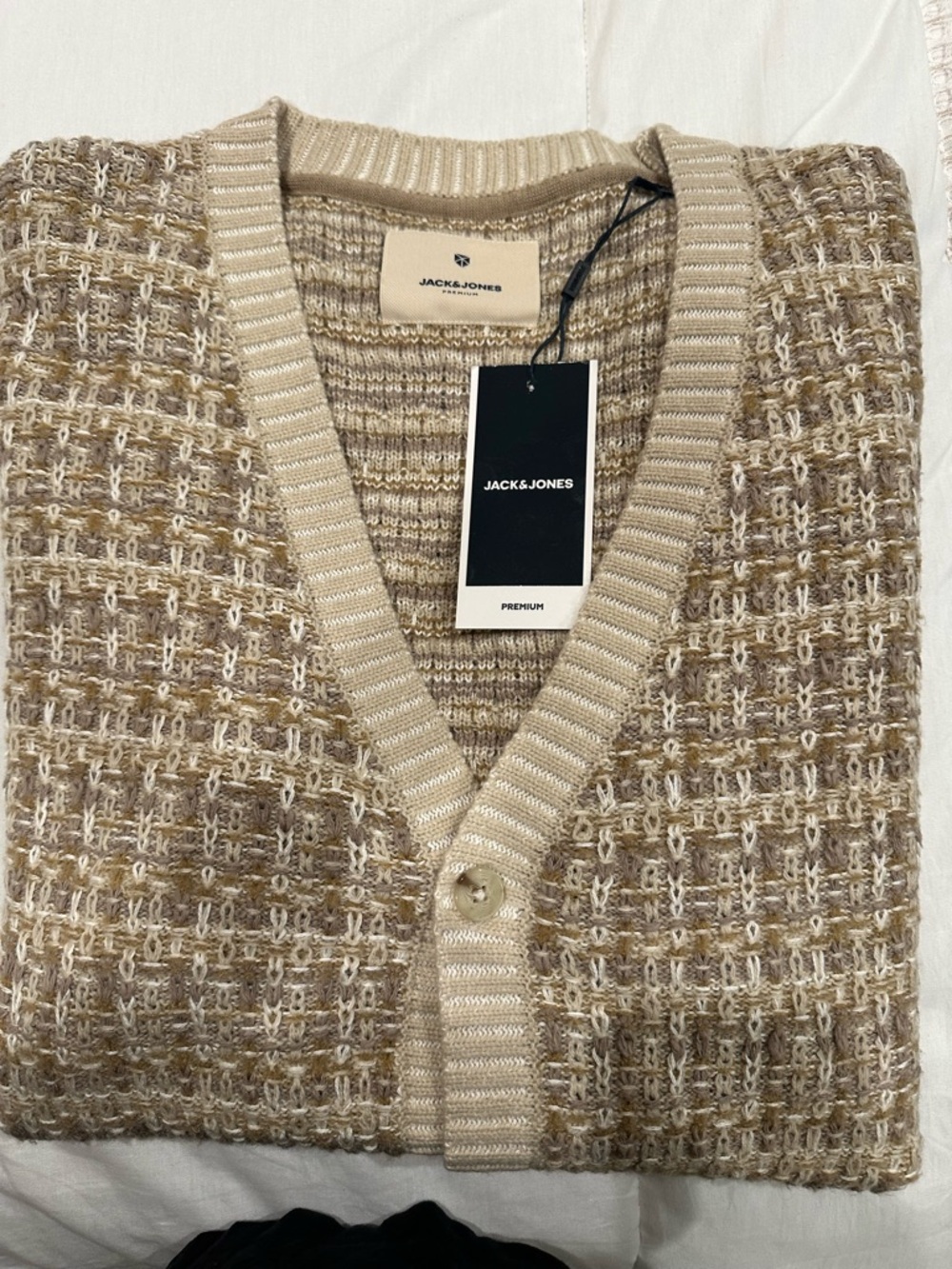 Jack & Jones Men's Beige & Tan Textured V-Neck Cardigan